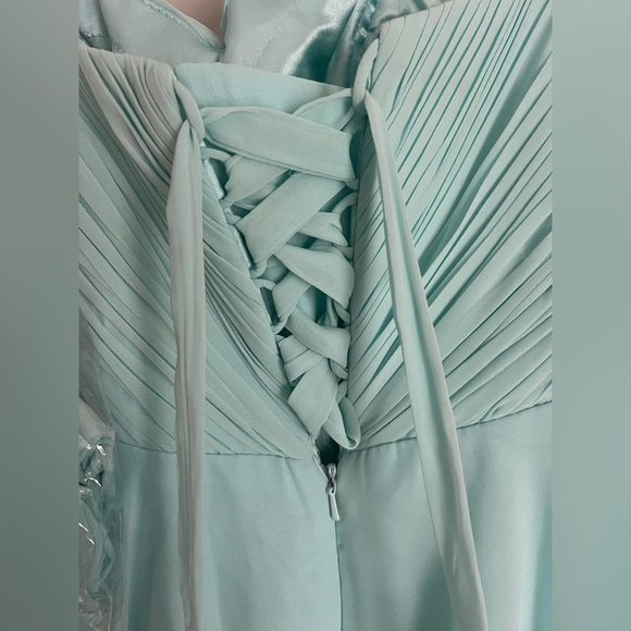 Dancing Queen Strapless Dress - Picture 6 of 9